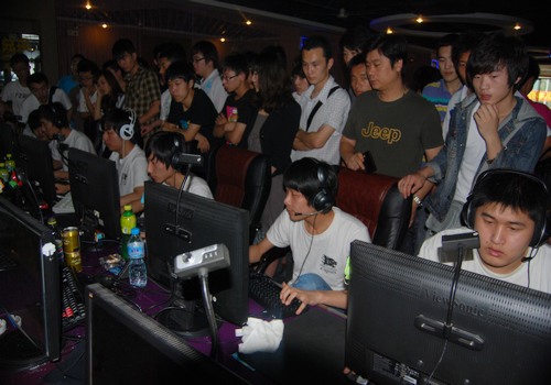 英雄联盟比赛大升级，比赛网速更快，观众观赛滞后更低