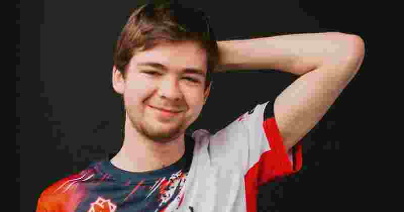 徐秀在睡觉吗？ Crow 被抓住并失去知觉。Hype的艾希箭矢精准引导， OKSavingsBank BRION 领先。