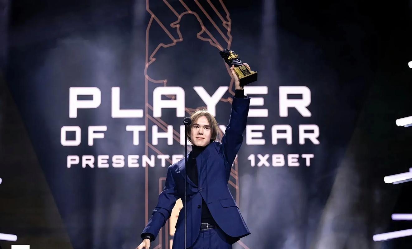 Faker谈游戏环境：单排没以前有趣，没有那种翻盘的情况了