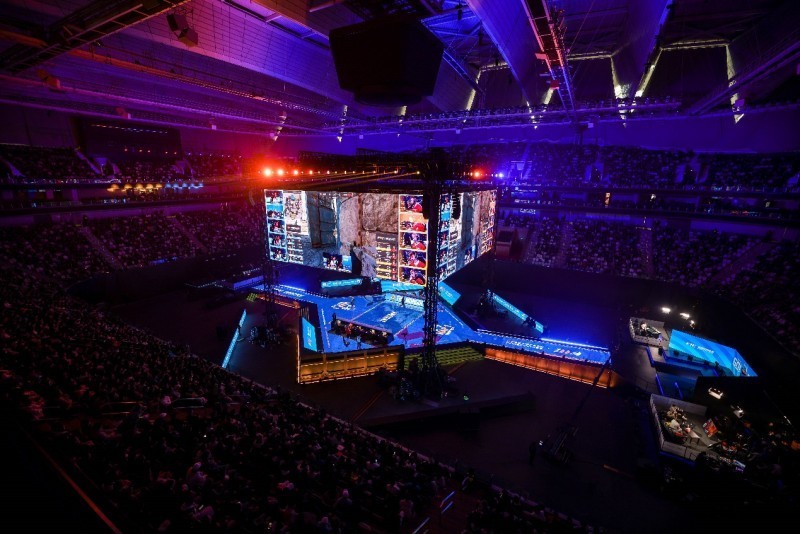 据外媒爆料，电竞豪门TSM电子竞技俱乐部将暂停旗下所有电竞战队活动，并计划出售英雄联盟战队的LCS联赛席位